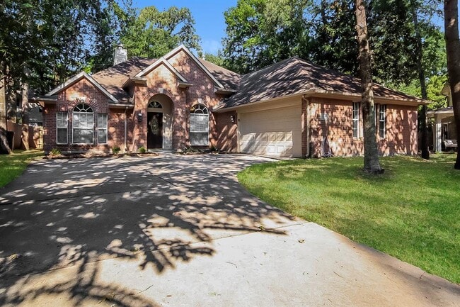 Primary Photo - 111 N Rambling Ridge Pl