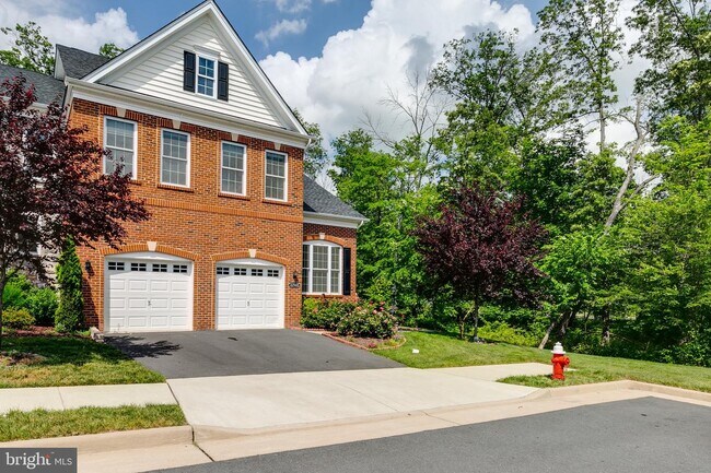 Building Photo - 42948 Courtland Chase Square