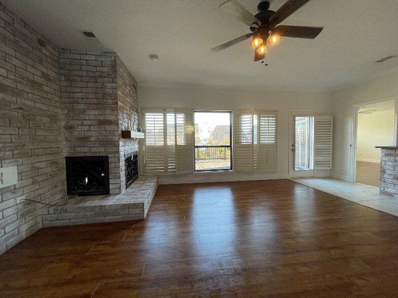 Building Photo - 20204 Atascocita Shores Dr