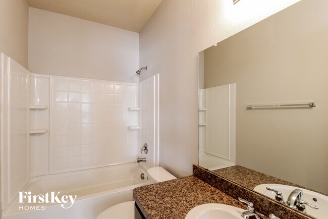Building Photo - 303 Preakness Ln
