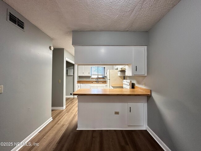 Building Photo - 4443 Windergate Dr