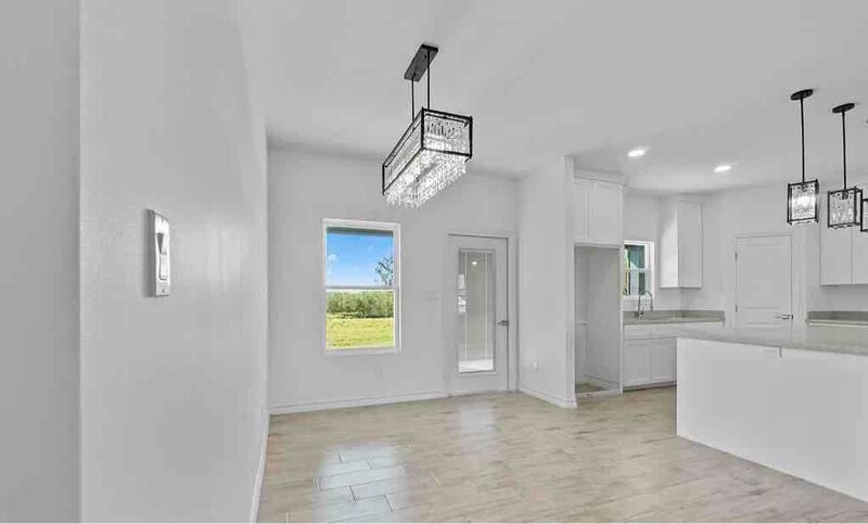 Building Photo - 15688 Primera Rd