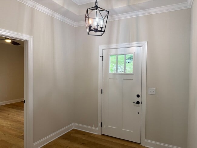Building Photo - Short term Rental Home!