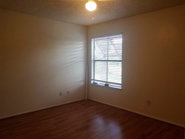 Building Photo - 3772 Idlebrook Cir