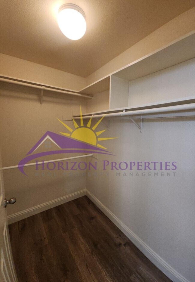 Building Photo - 8323 Adagio Way