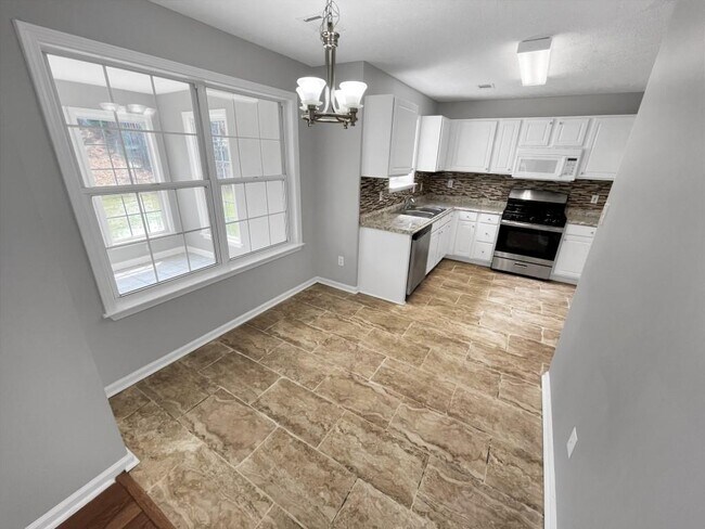 Building Photo - 1926 Leacroft Ct