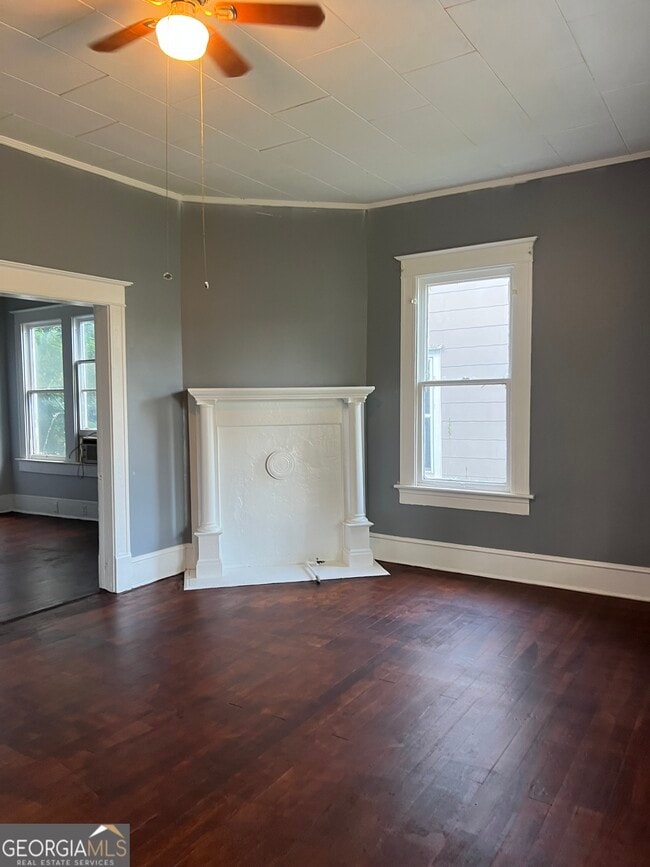 Building Photo - 92 Woodlawn Ave