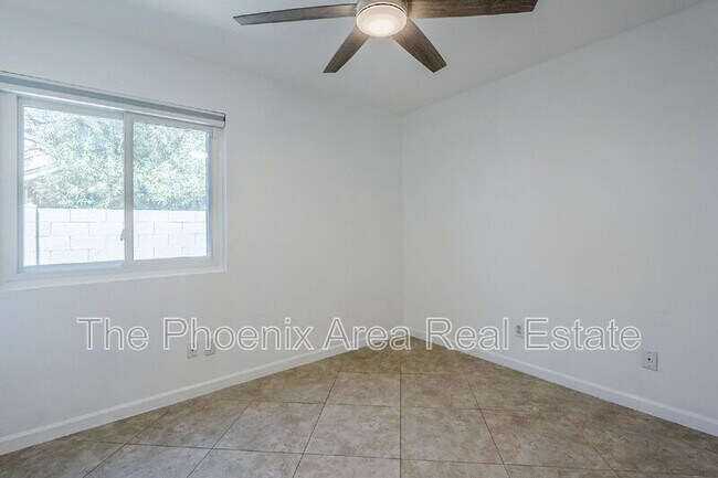 Building Photo - 3778 E Acoma Dr