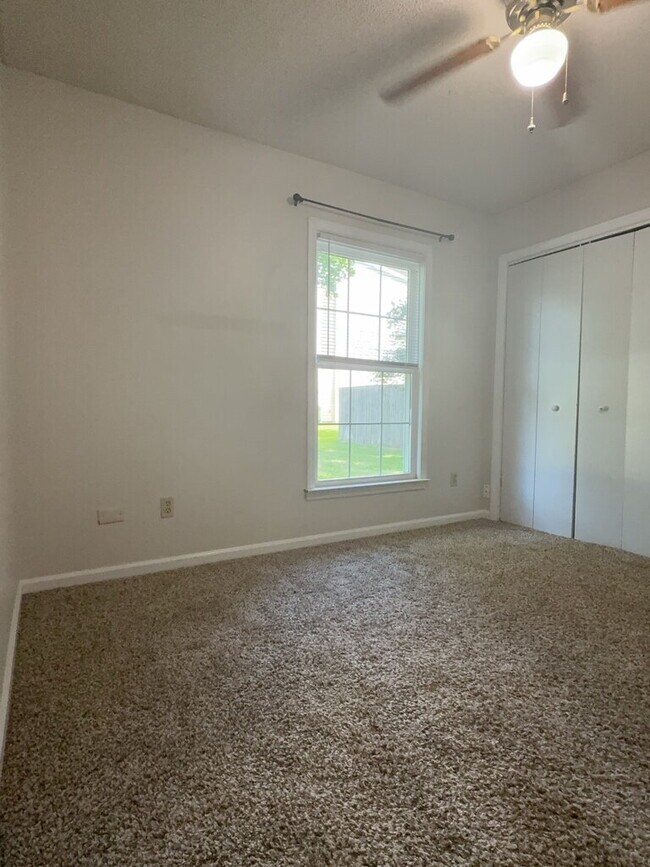 Building Photo - 109 Bridgewater Ct