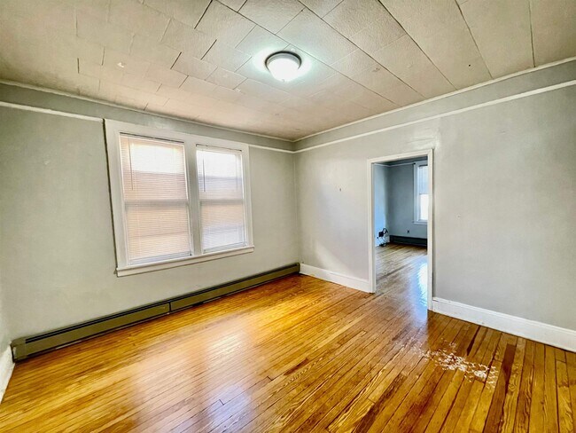 Building Photo - 235 Liberty Ave