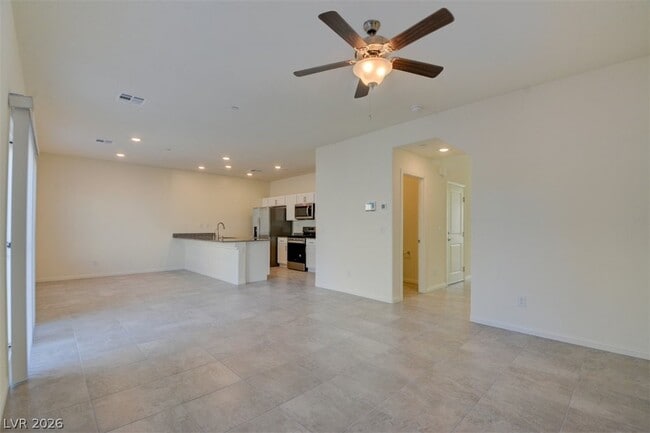 Building Photo - 7906 W Agate Ave