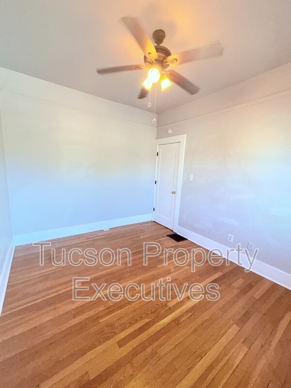 Building Photo - 1245 N 1st Ave