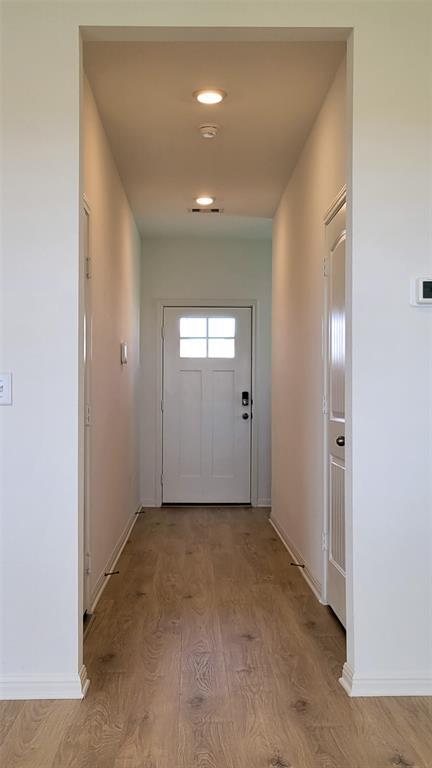 Building Photo - 325 Brody Ln