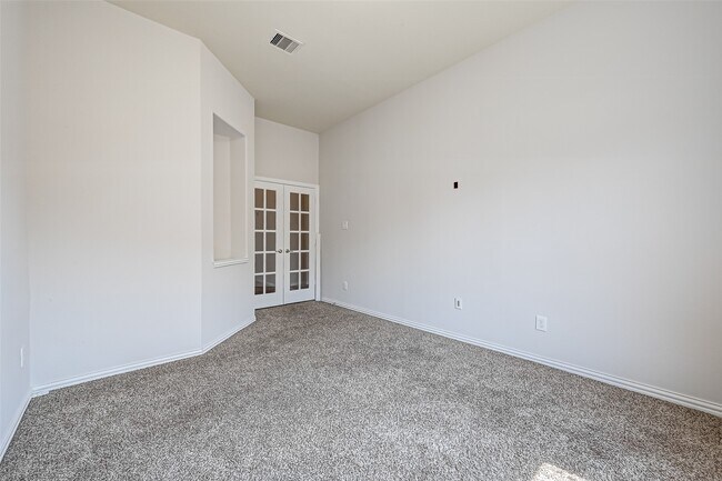 Building Photo - 24602 Forest Canopy Dr