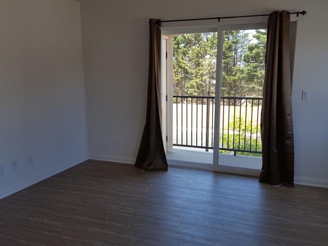 Building Photo - Pismo Beach Condo