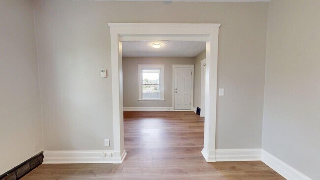 Building Photo - 4202 Ardmore Ave