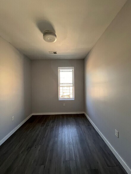 Building Photo - 73 Martin Luther King Jr Dr