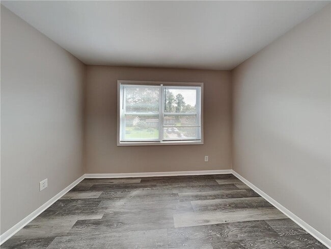 Building Photo - 4189 Northstrand Dr