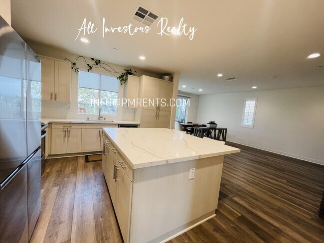 Building Photo - 1234 Via Candelas