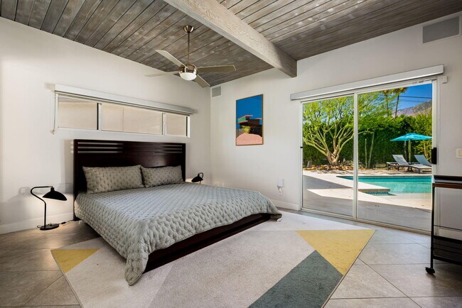 Building Photo - 1155 E Paseo El Mirador