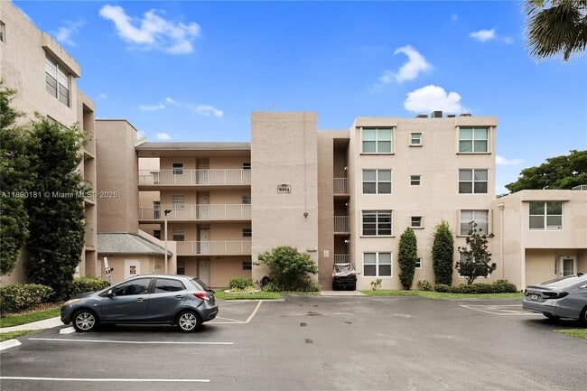 Primary Photo - 9491 Evergreen Pl