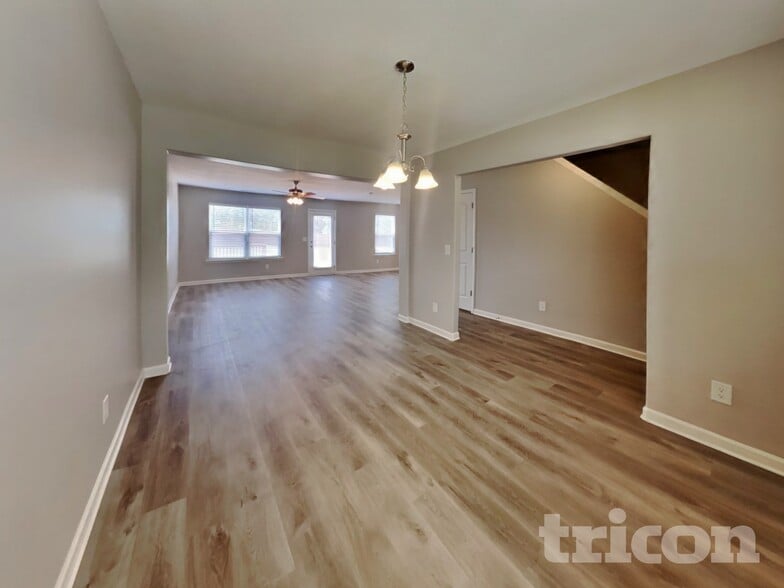 Building Photo - 27 Anna Maria Ct