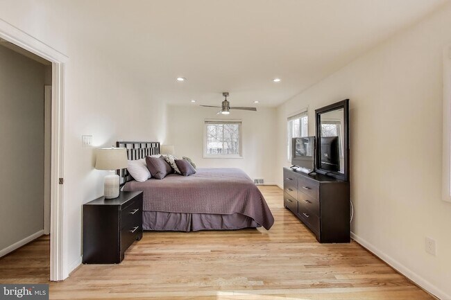 Building Photo - 14316 Woodcrest Dr