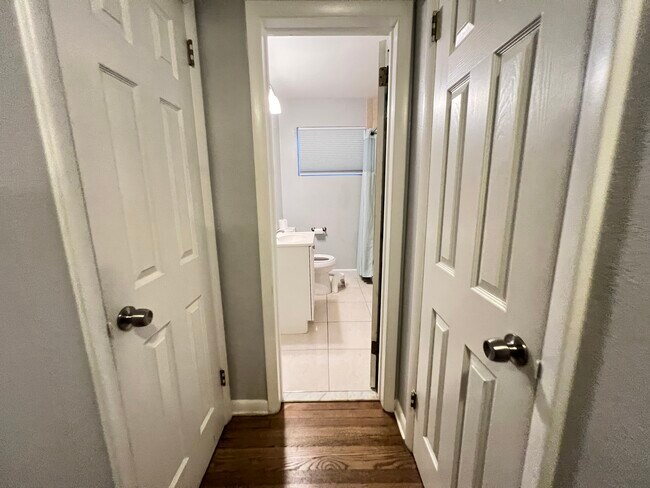 Building Photo - 3219 Fruitwood Ln