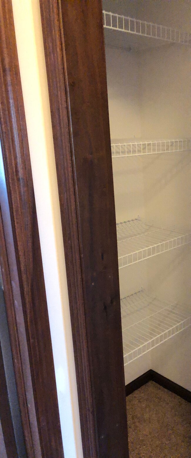 Linen Closet - 1902 Wrigley St