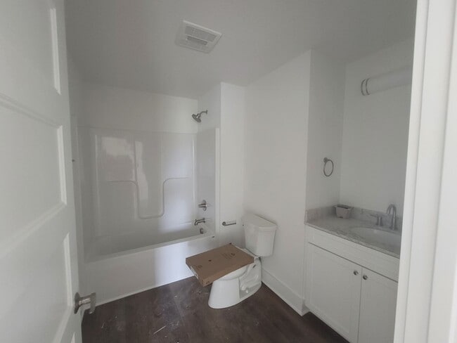 Building Photo - 2 Bedroom 2 Bath Condominium in Corolla