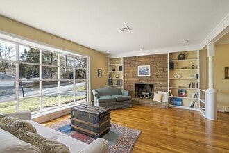 Building Photo - 71 Bemis Rd