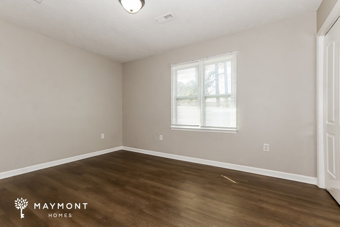 Building Photo - 107 Bridge Creek Dr