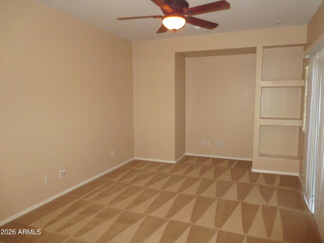 Building Photo - 15009 N 142nd Ln