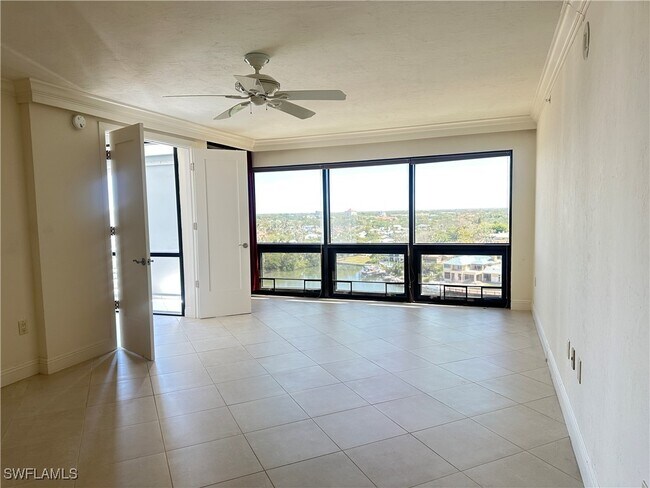 Building Photo - 4751 Gulf Shore Blvd N