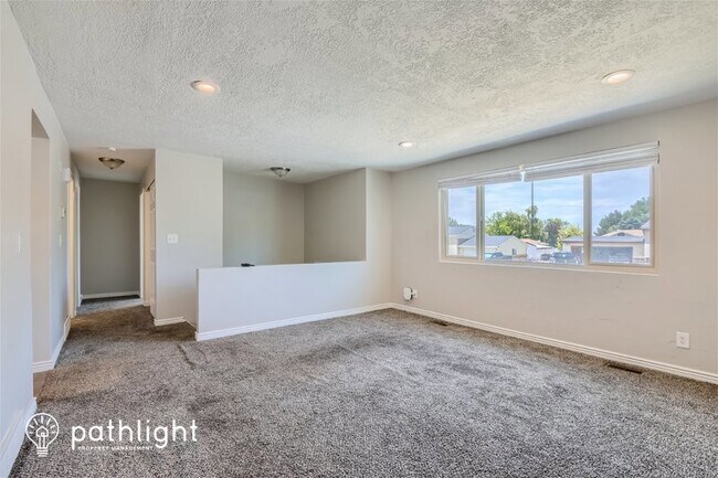 Building Photo - 667 West 2200 North