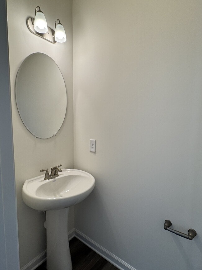 Building Photo - Brand New 3-Bedroom Townhome for Rent in T...