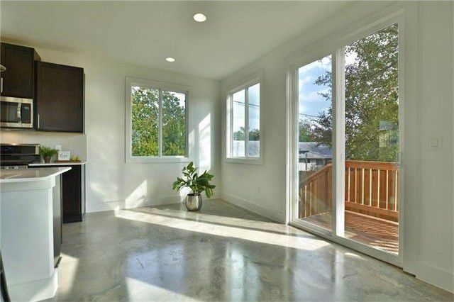 Building Photo - 1711 Perez St