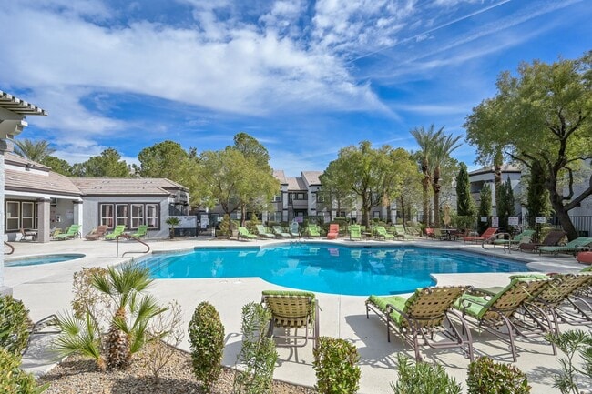 Building Photo - SW!! 2 Bedroom 2 Bath 2nd floor Condo!!! O...