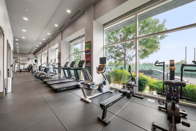 Building Photo - 1200 Ave at Port Imperial