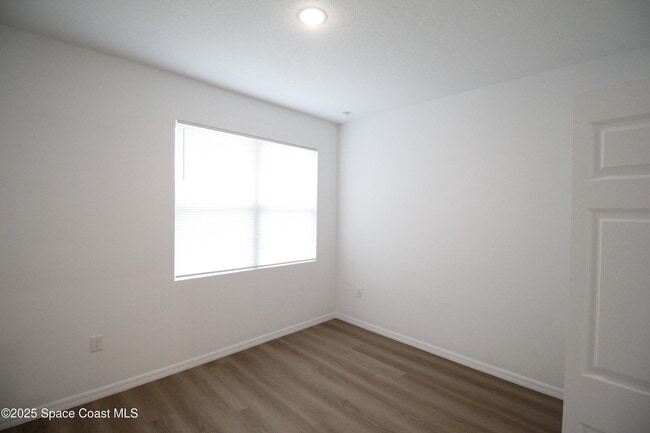 Building Photo - 1658 Hamilton Ave SW
