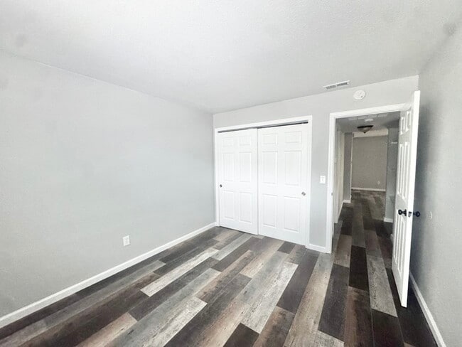 Building Photo - Nicely updated 2-bedroom 1-bath apartment in Auburn!