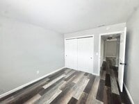 Building Photo - Nicely updated 2-bedroom 1-bath apartment in Auburn!