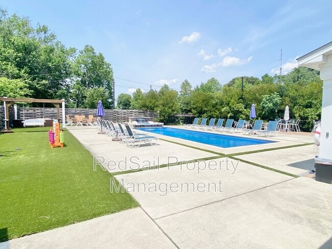 Building Photo - 1008 Celia Ct