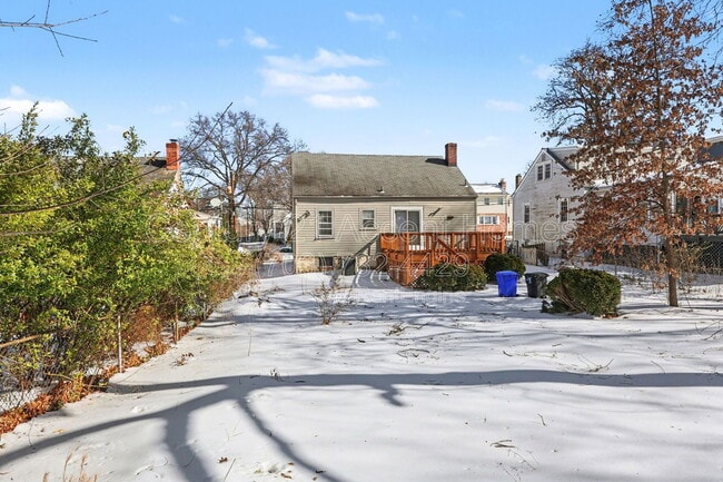 Building Photo - 1404 S Quincy St