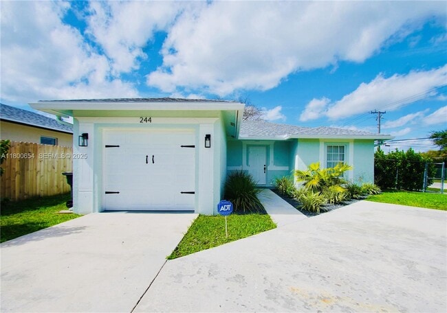 Building Photo - 244 NW 6th Ave