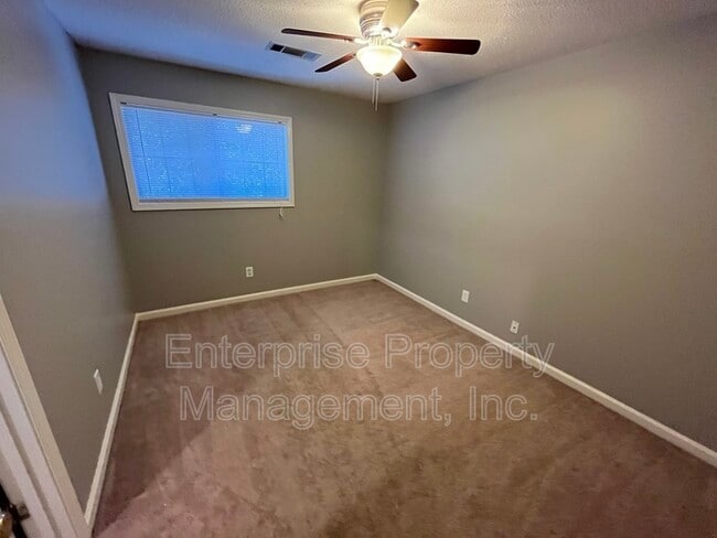 Building Photo - 3061 Ultragreen Ln