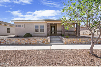 Building Photo - 2521 Mike Price Dr