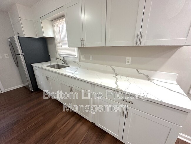 Building Photo - 7727 Ritter Dr