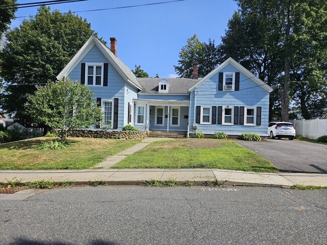 Primary Photo - 44 Chestnut St