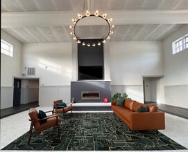 Building Photo - Paradigm Apartments